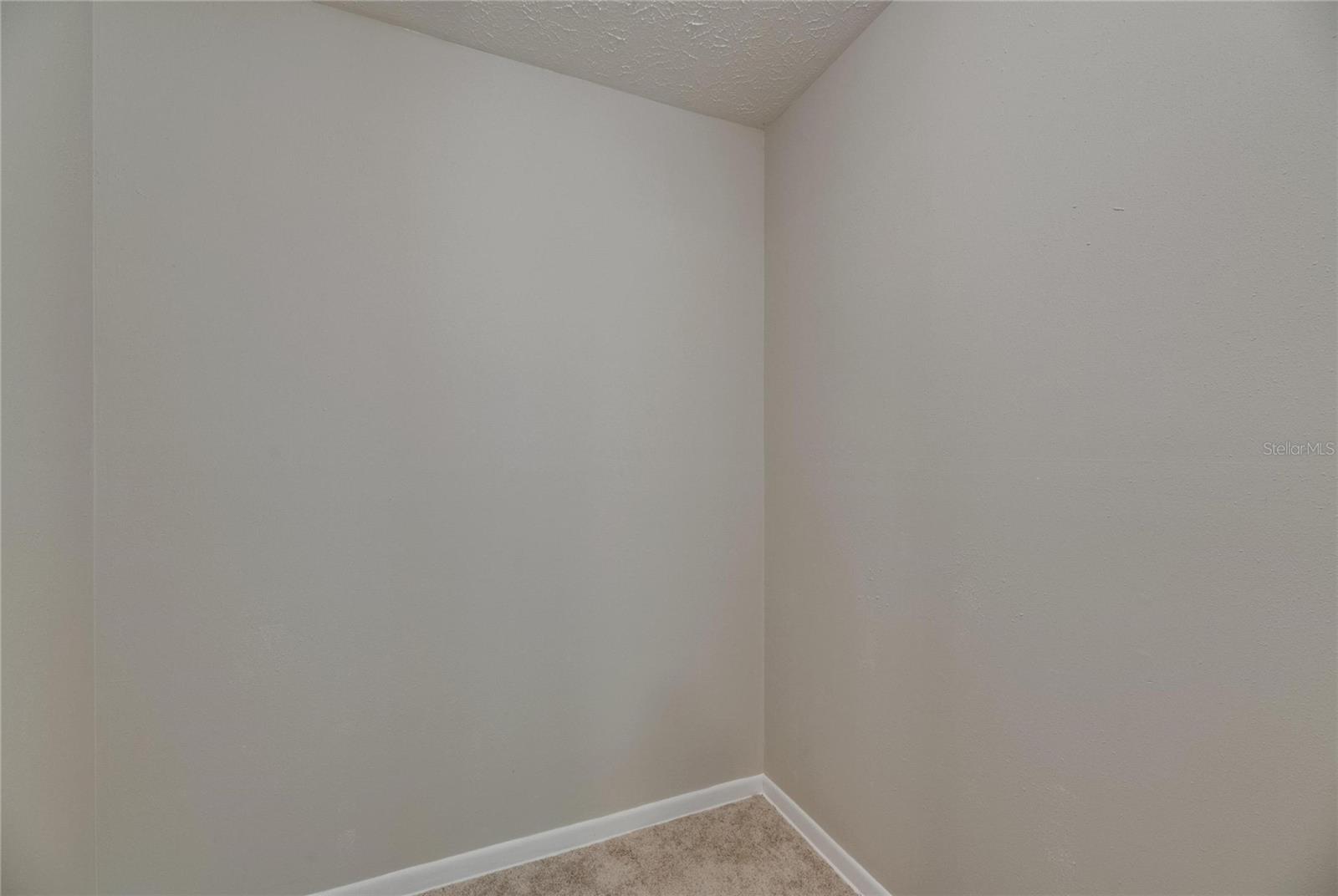 Listing photo id 36 for 12434 Cody Drive