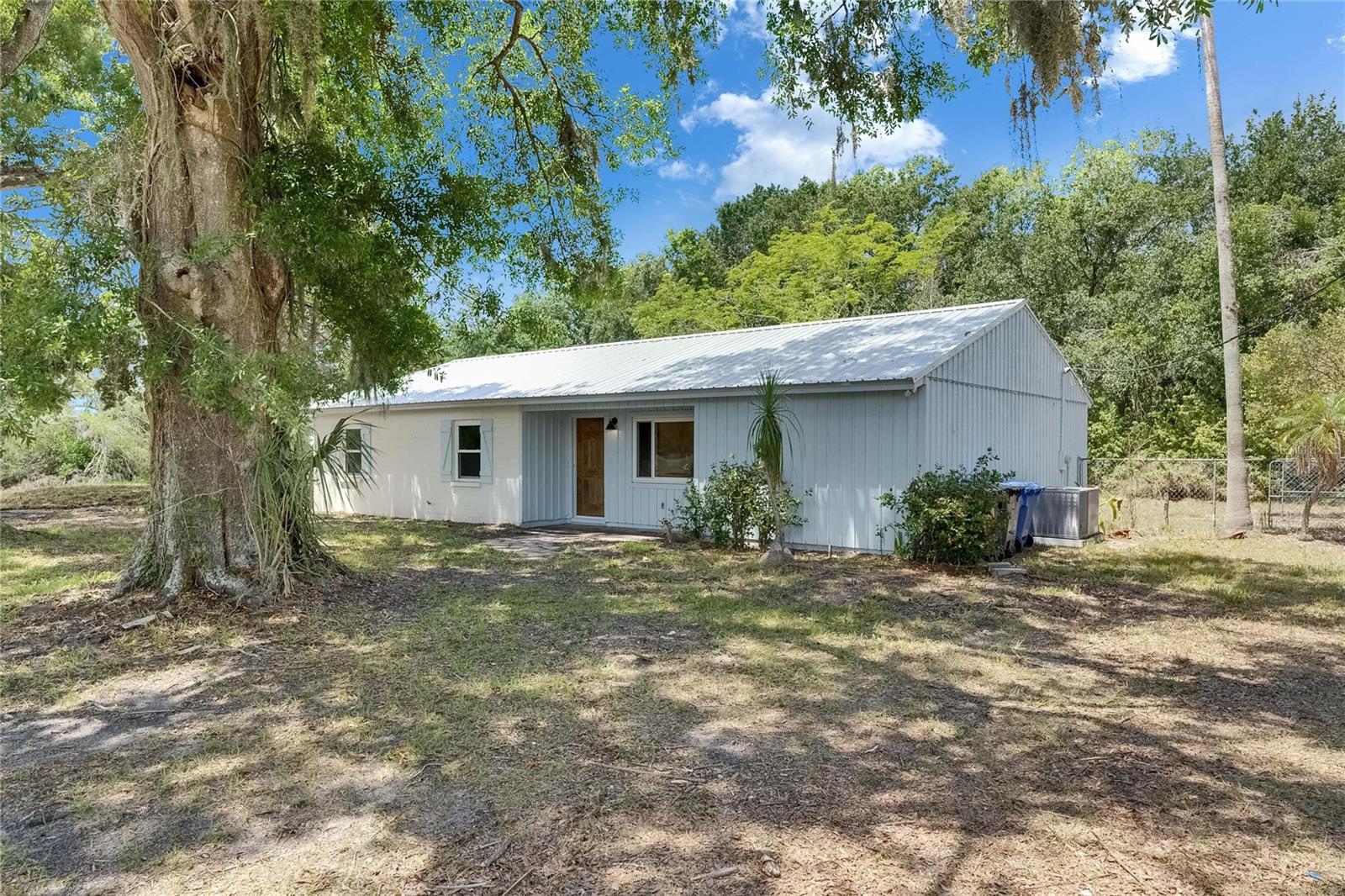 Listing photo id 39 for 12434 Cody Drive