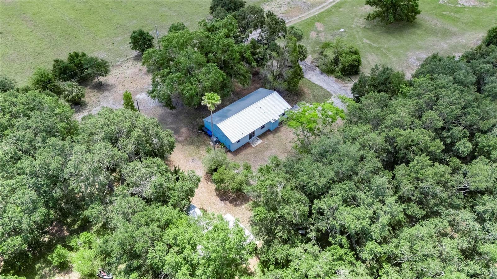 Listing photo id 47 for 12434 Cody Drive