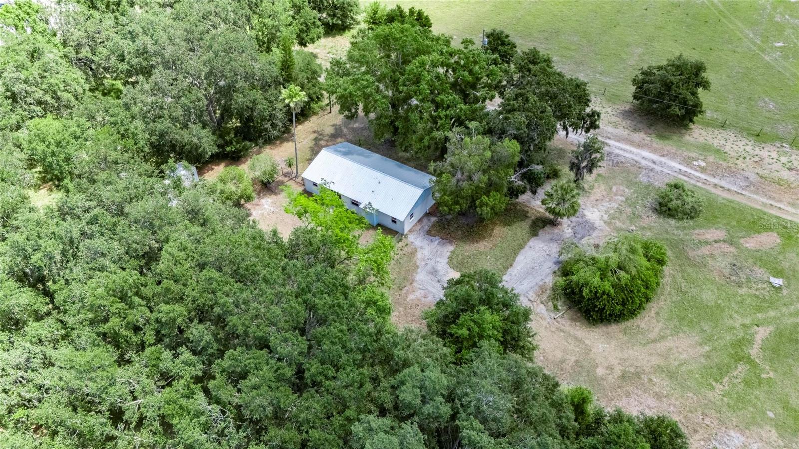 Listing photo id 69 for 12434 Cody Drive