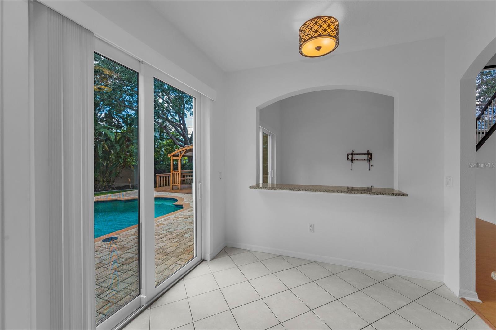 Image 19 of 72 For 3002 Savannah Oaks Circle