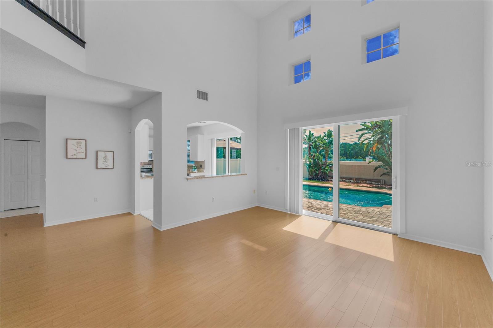 Image 28 of 72 For 3002 Savannah Oaks Circle
