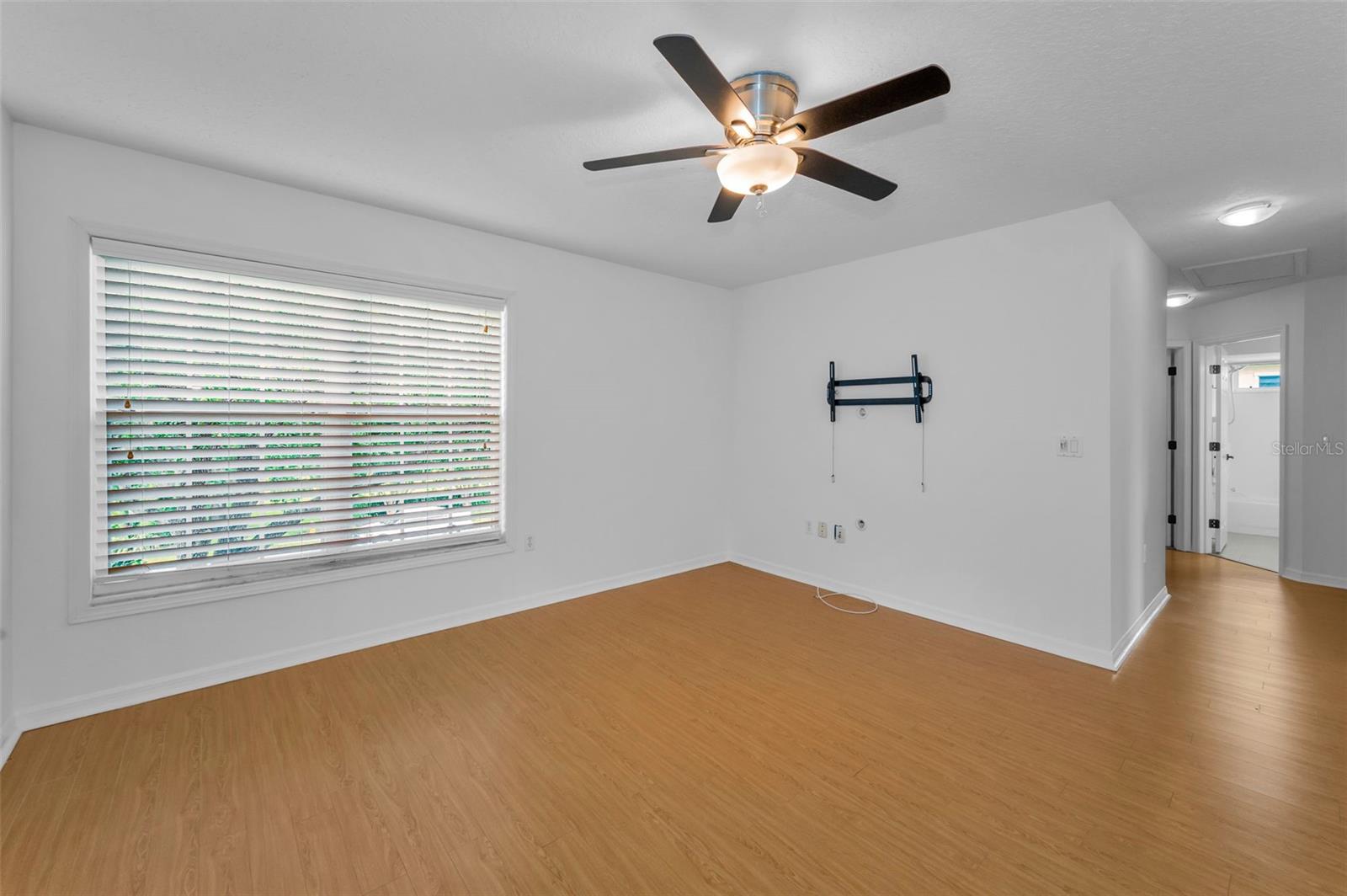 Image 39 of 72 For 3002 Savannah Oaks Circle
