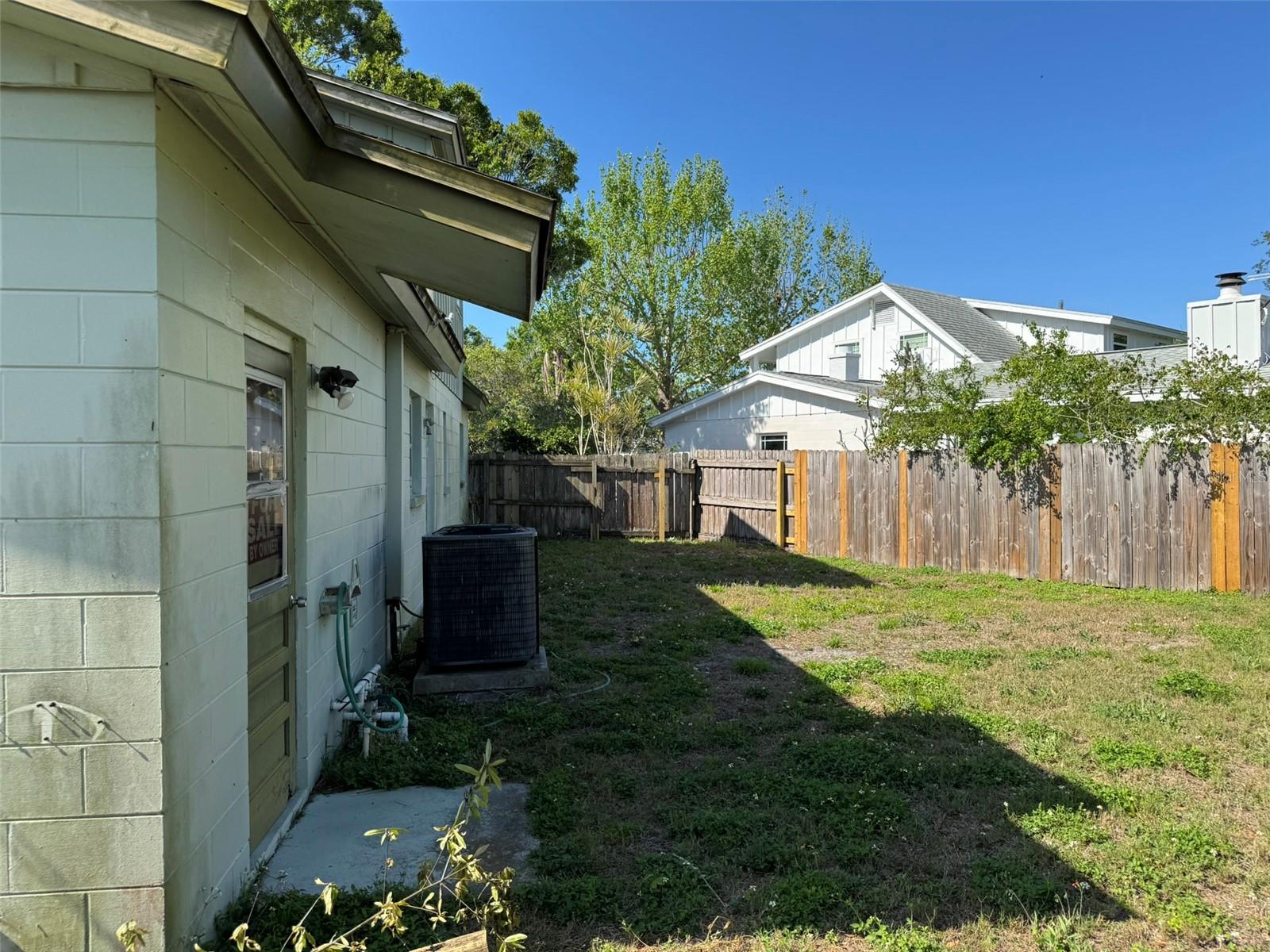 Image 18 of 60 For 8244 125th Street