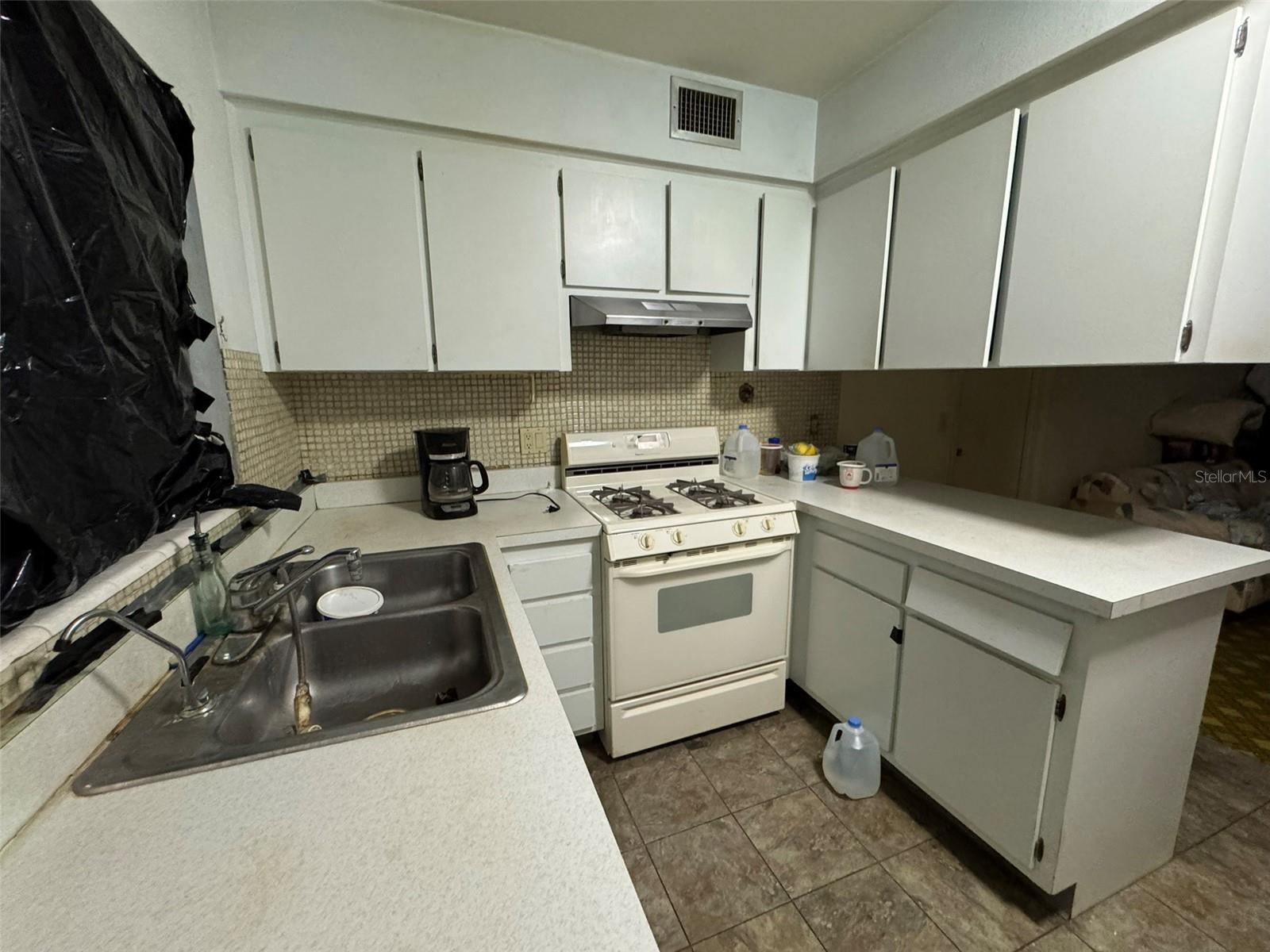 Image 34 of 60 For 8244 125th Street