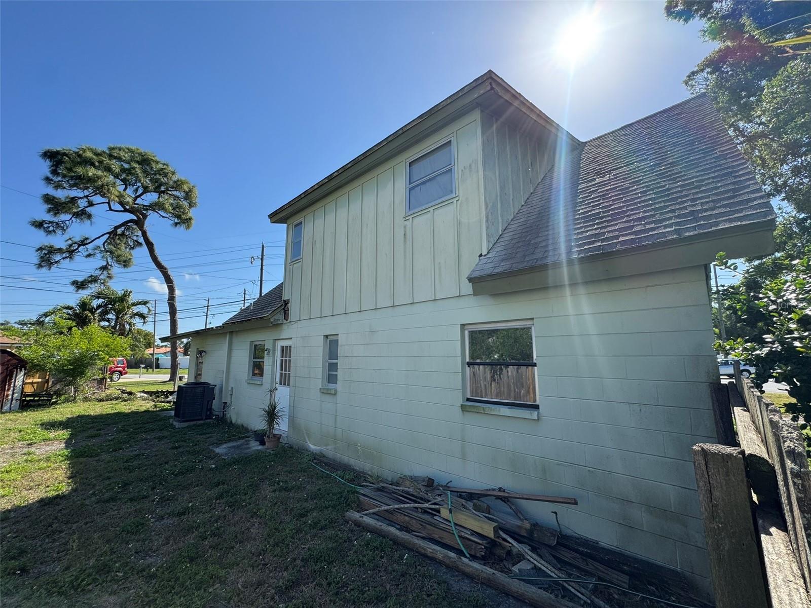 Image 8 of 60 For 8244 125th Street