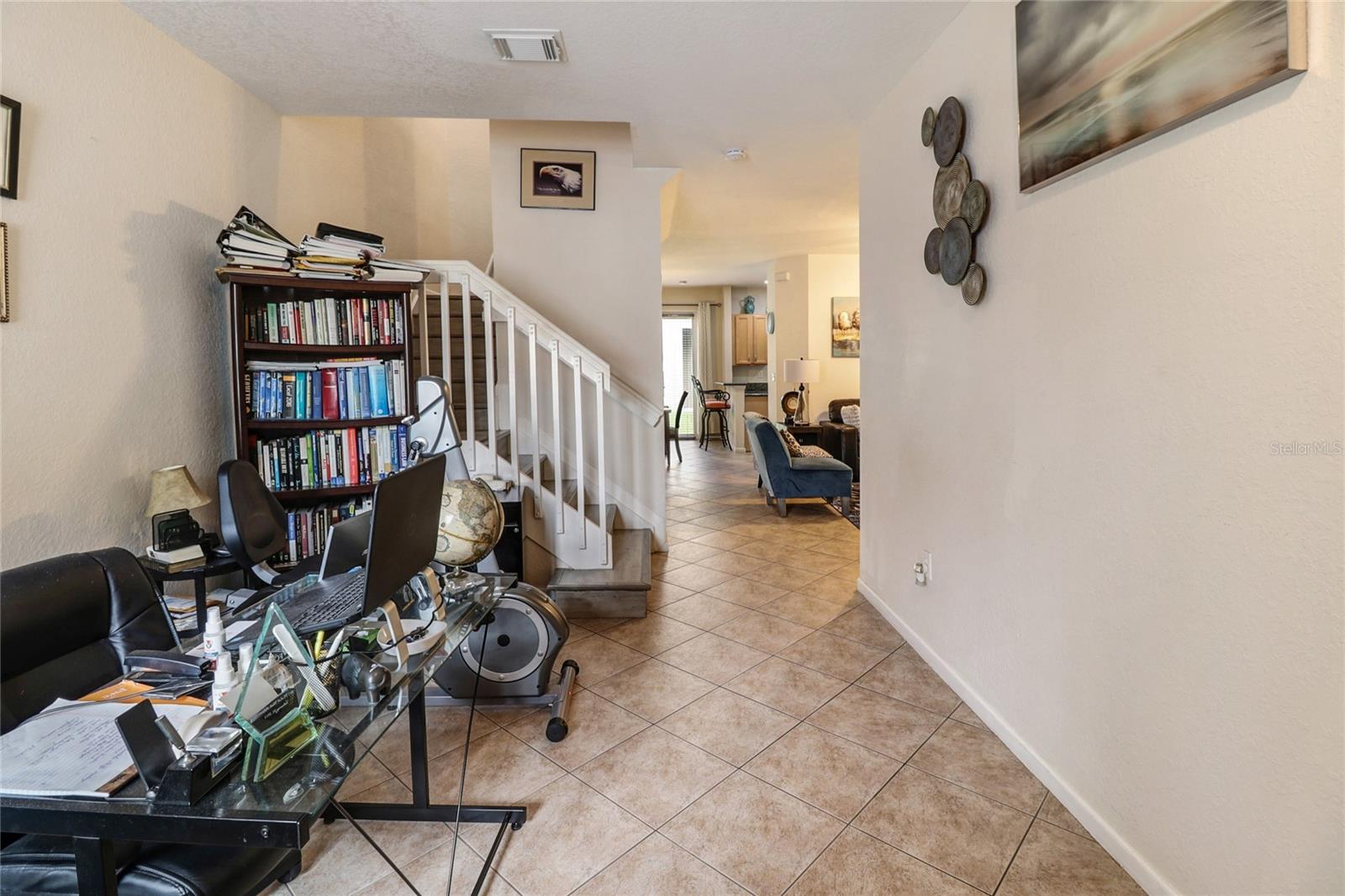Image 14 of 37 For 21115 14th Place 2