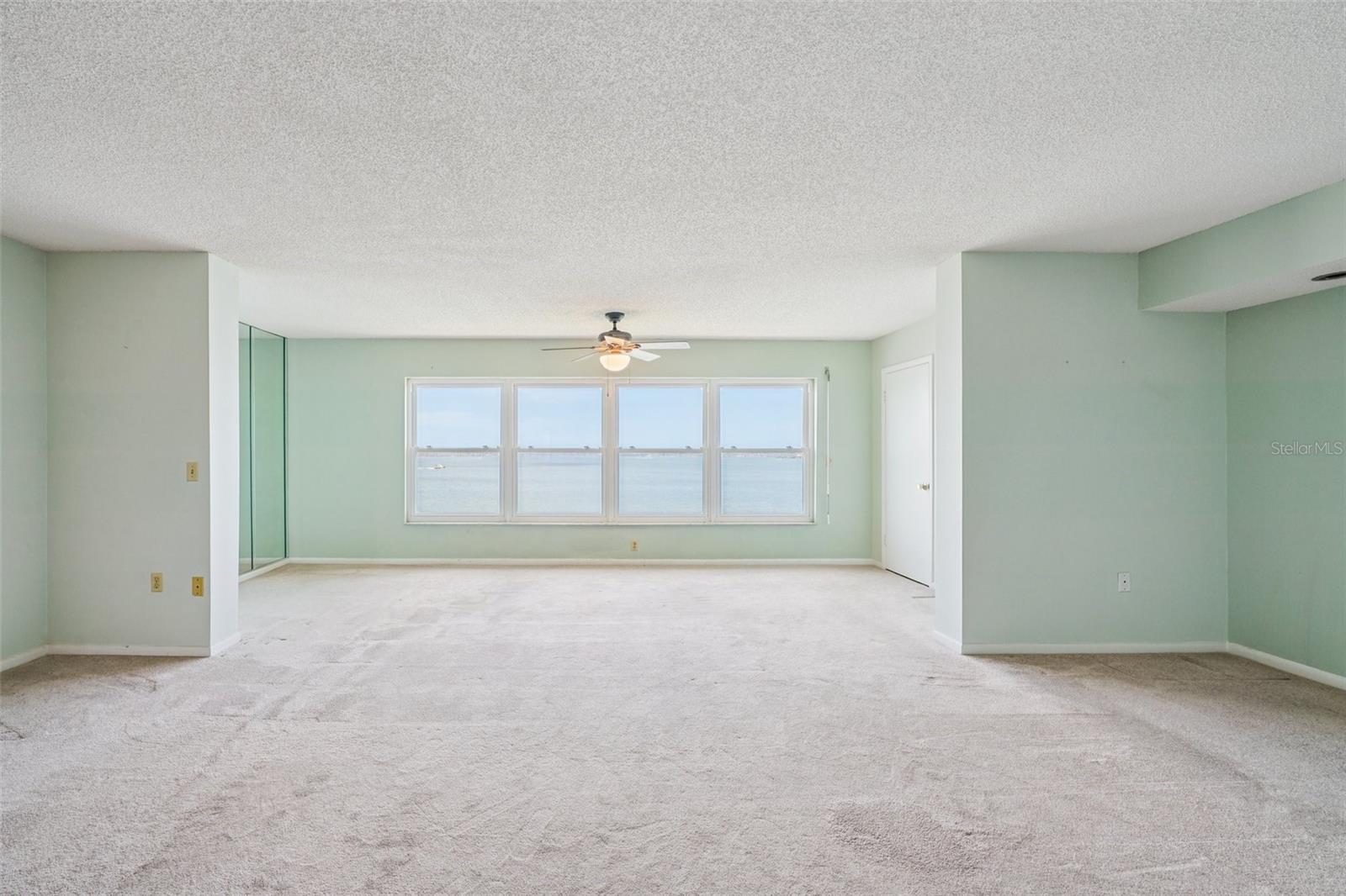 Image 20 of 57 For 6020 Shore Blvd  709