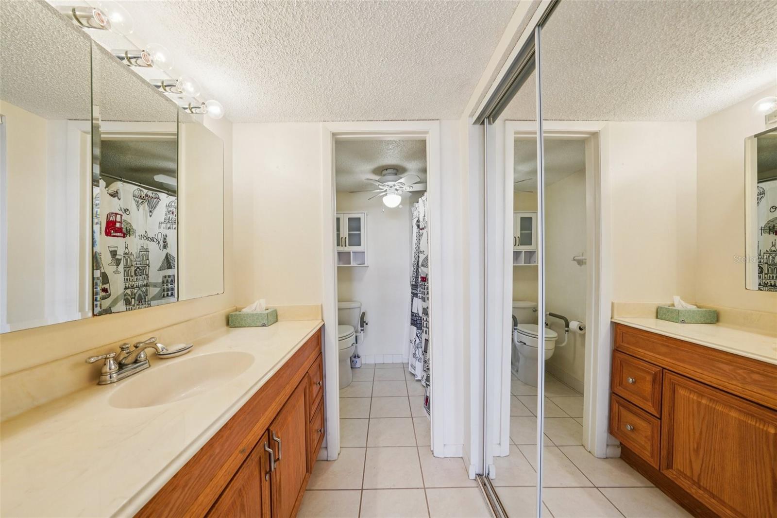 Image 34 of 57 For 6020 Shore Blvd  709