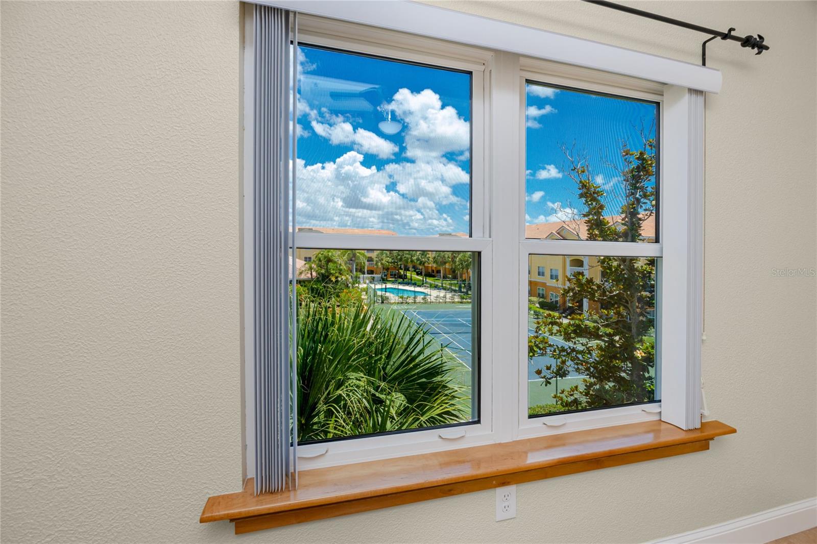 Image 13 of 60 For 10764 70th Avenue 5302