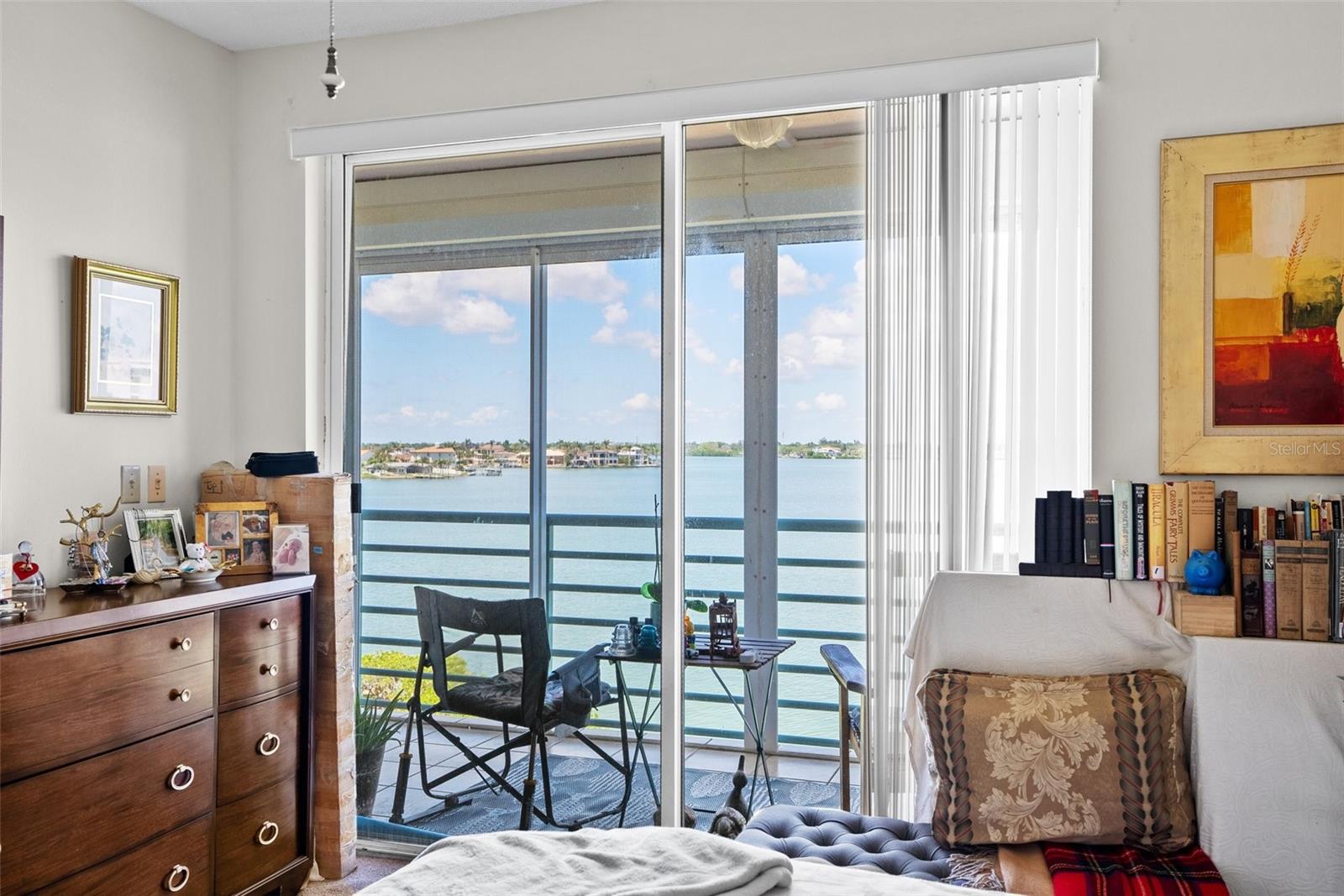 Image 18 of 43 For 8021 Sailboat Key Boulevard S 305