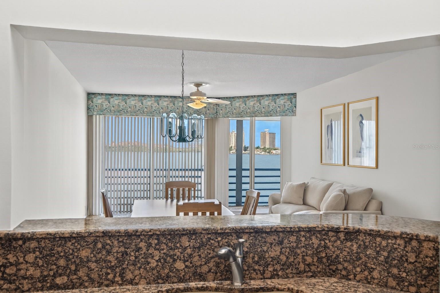 Image 7 of 43 For 8021 Sailboat Key Boulevard S 305