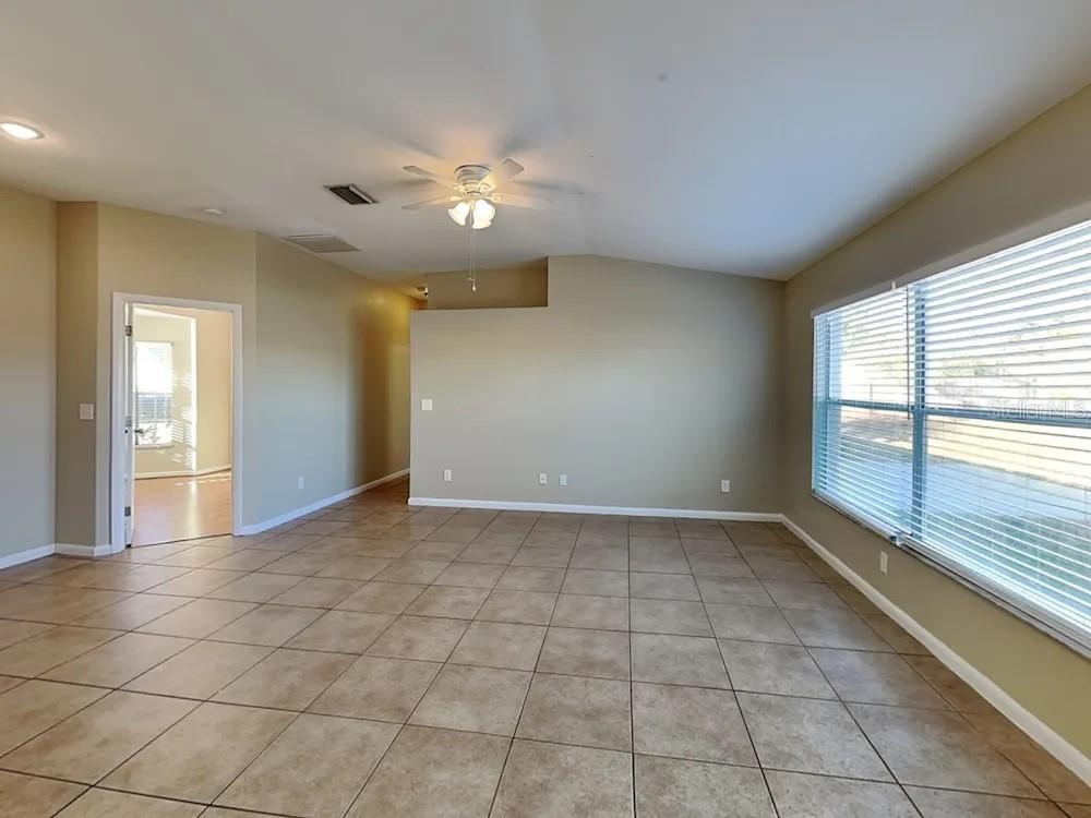 Image 7 of 9 For 6028 66th Street Circle E