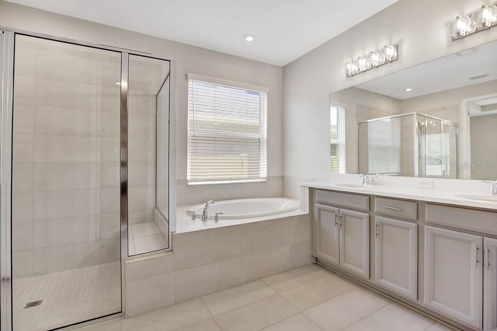 Image 15 of 30 For 10367 Boyette Brook Street