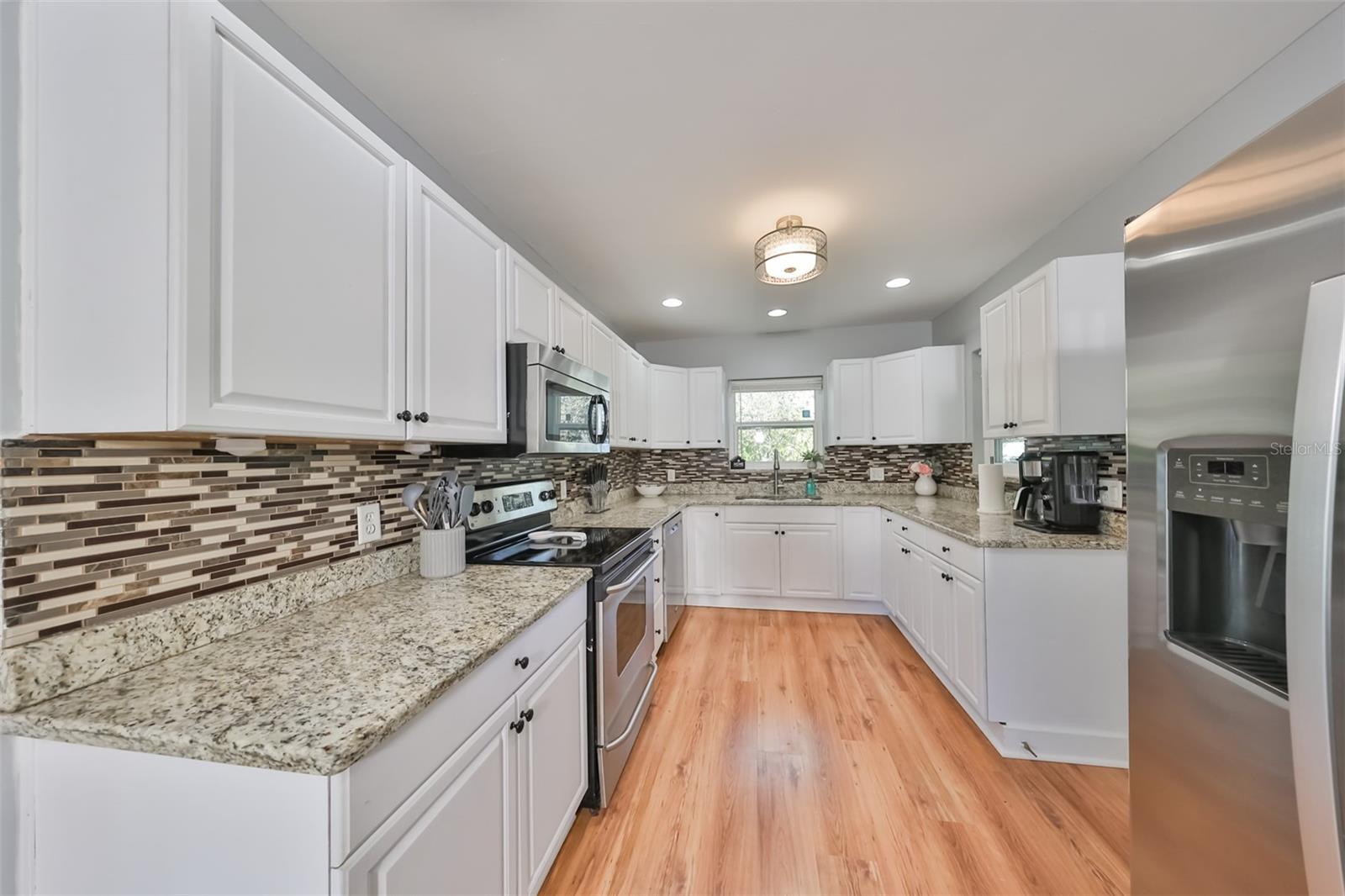 Image 10 of 42 For 3226 20th Street N