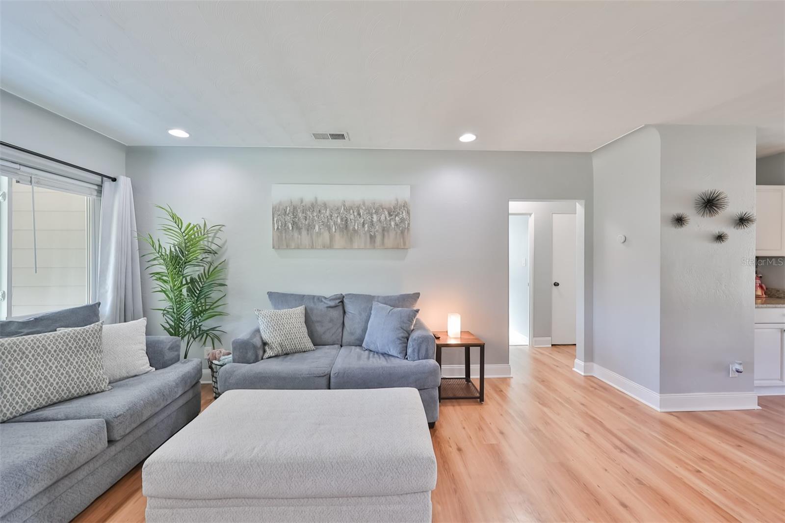 Image 20 of 42 For 3226 20th Street N