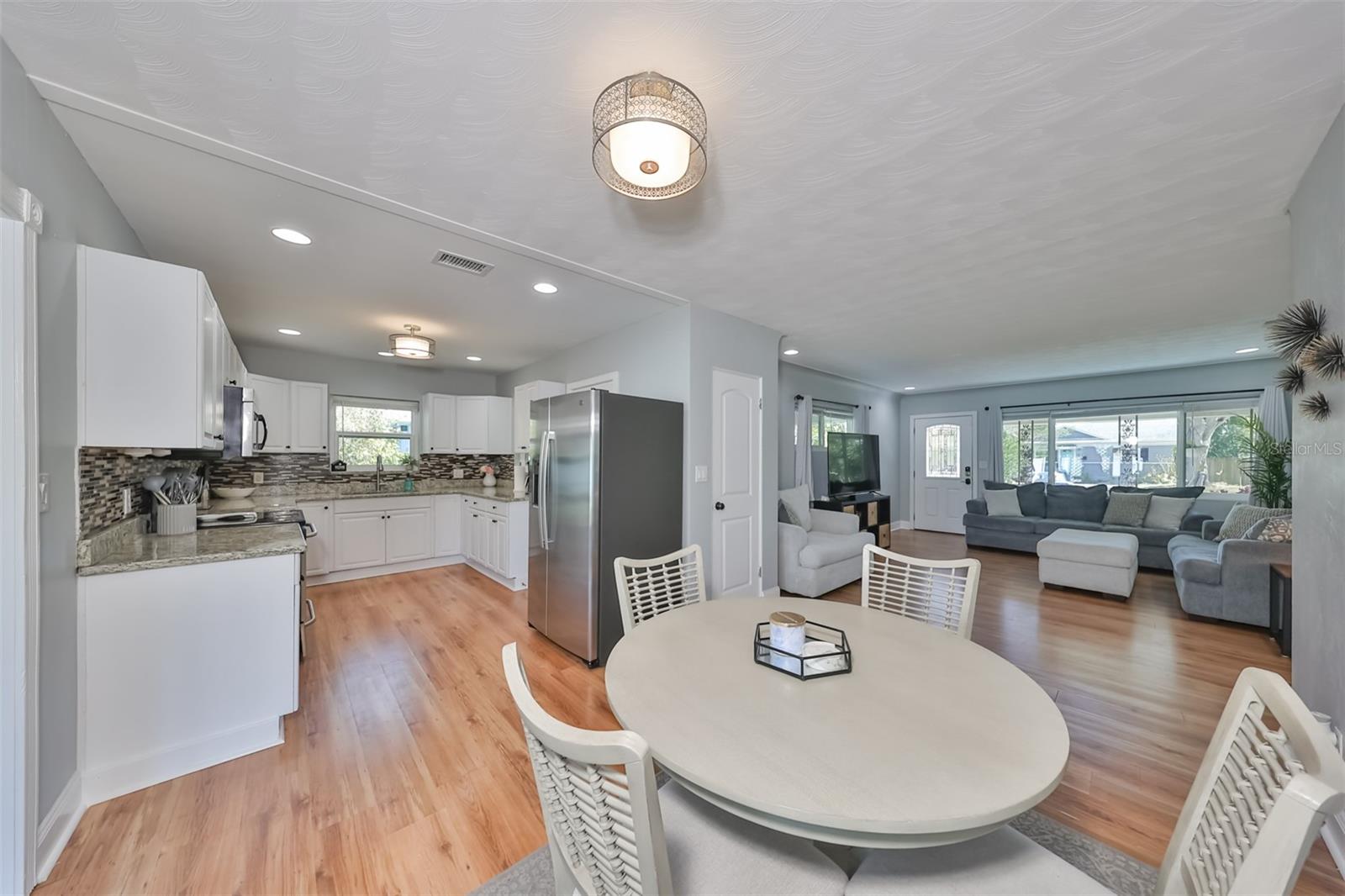 Image 9 of 42 For 3226 20th Street N