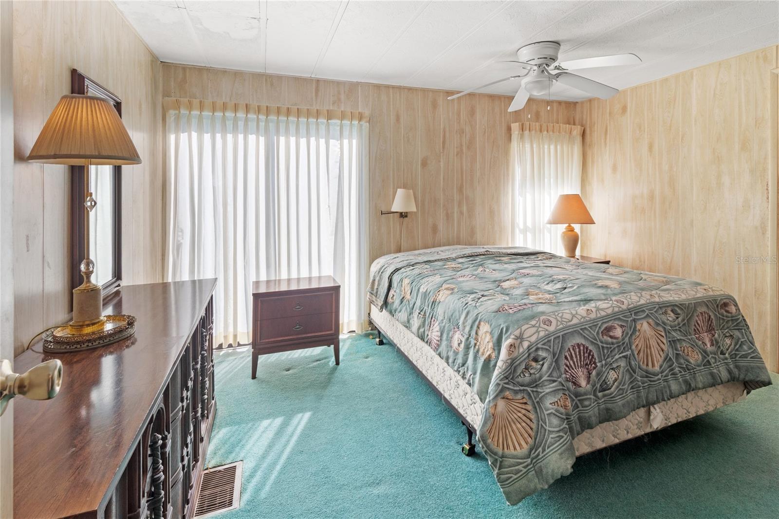 Image 13 of 30 For 4609 10th Street Court E
