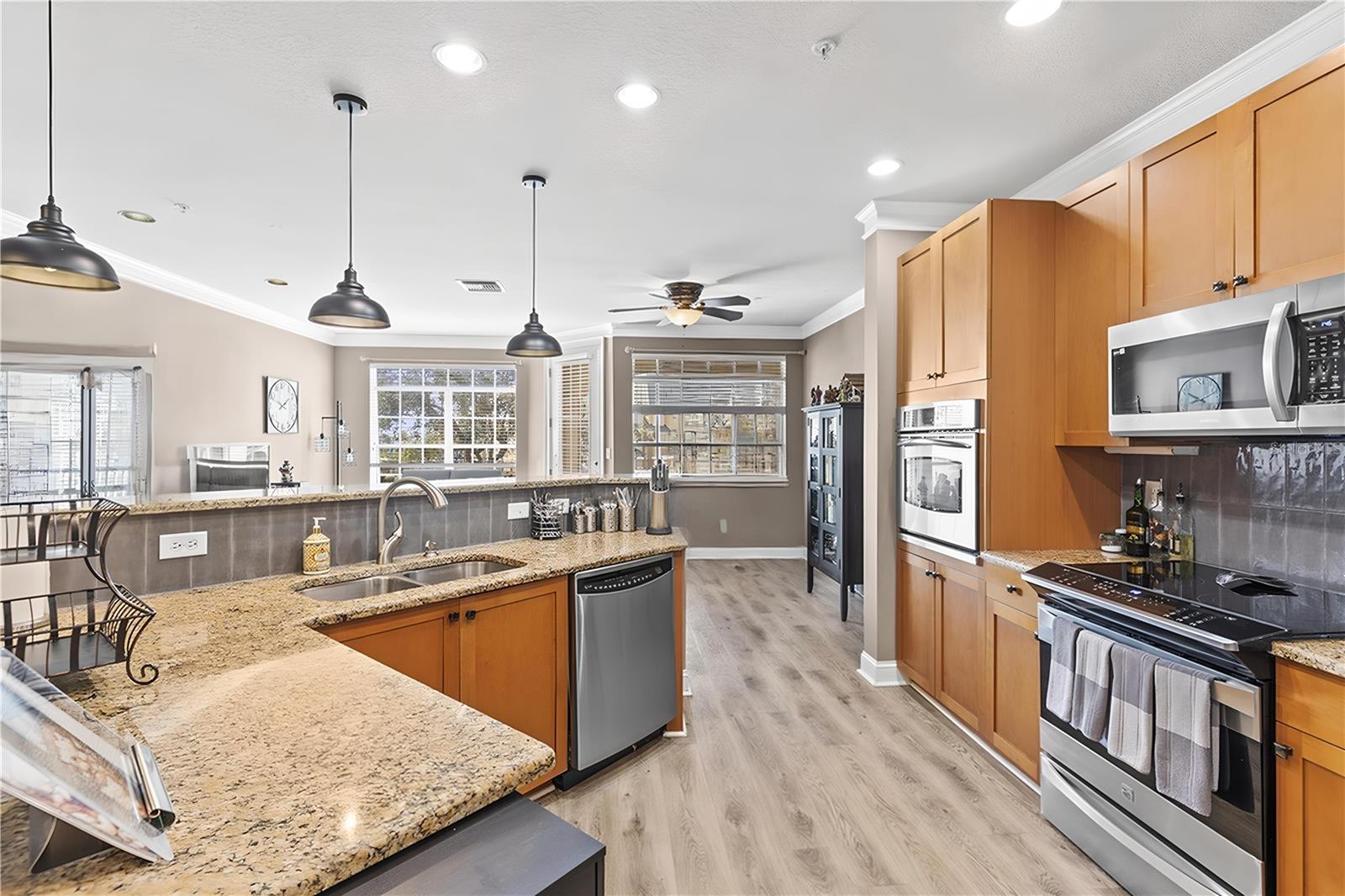 Image 19 of 78 For 6319 Sunset Bay Circle