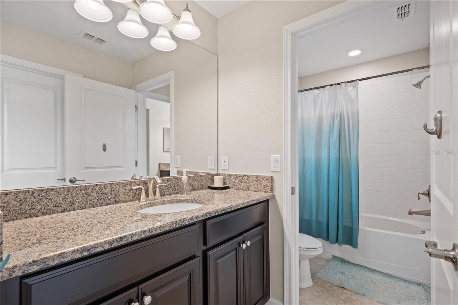 Image 18 of 50 For 4264 Bexley Village Drive