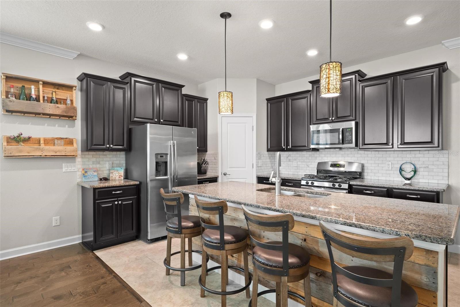 Image 9 of 50 For 4264 Bexley Village Drive