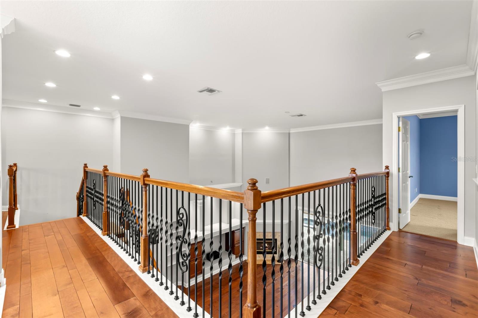 Image 33 of 58 For 1171 Red Maple Circle Ne