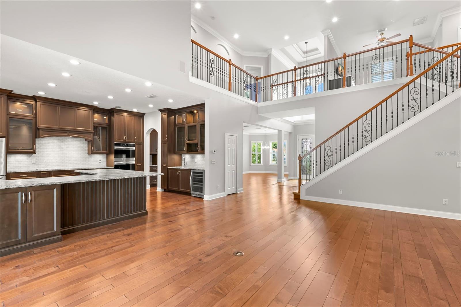 Image 6 of 58 For 1171 Red Maple Circle Ne