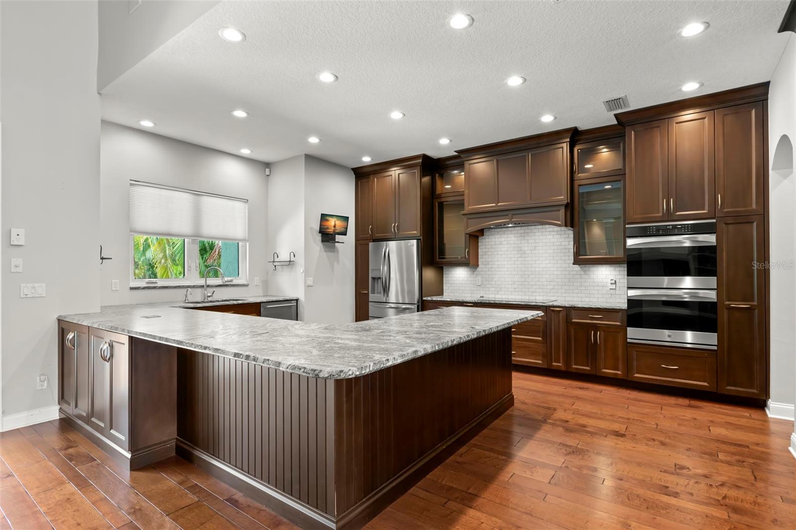 Image 8 of 58 For 1171 Red Maple Circle Ne