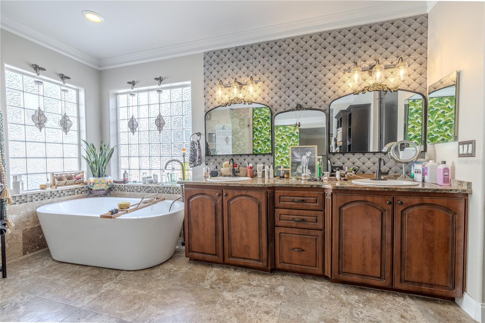 Image 20 of 53 For 316 Lafayette Boulevard
