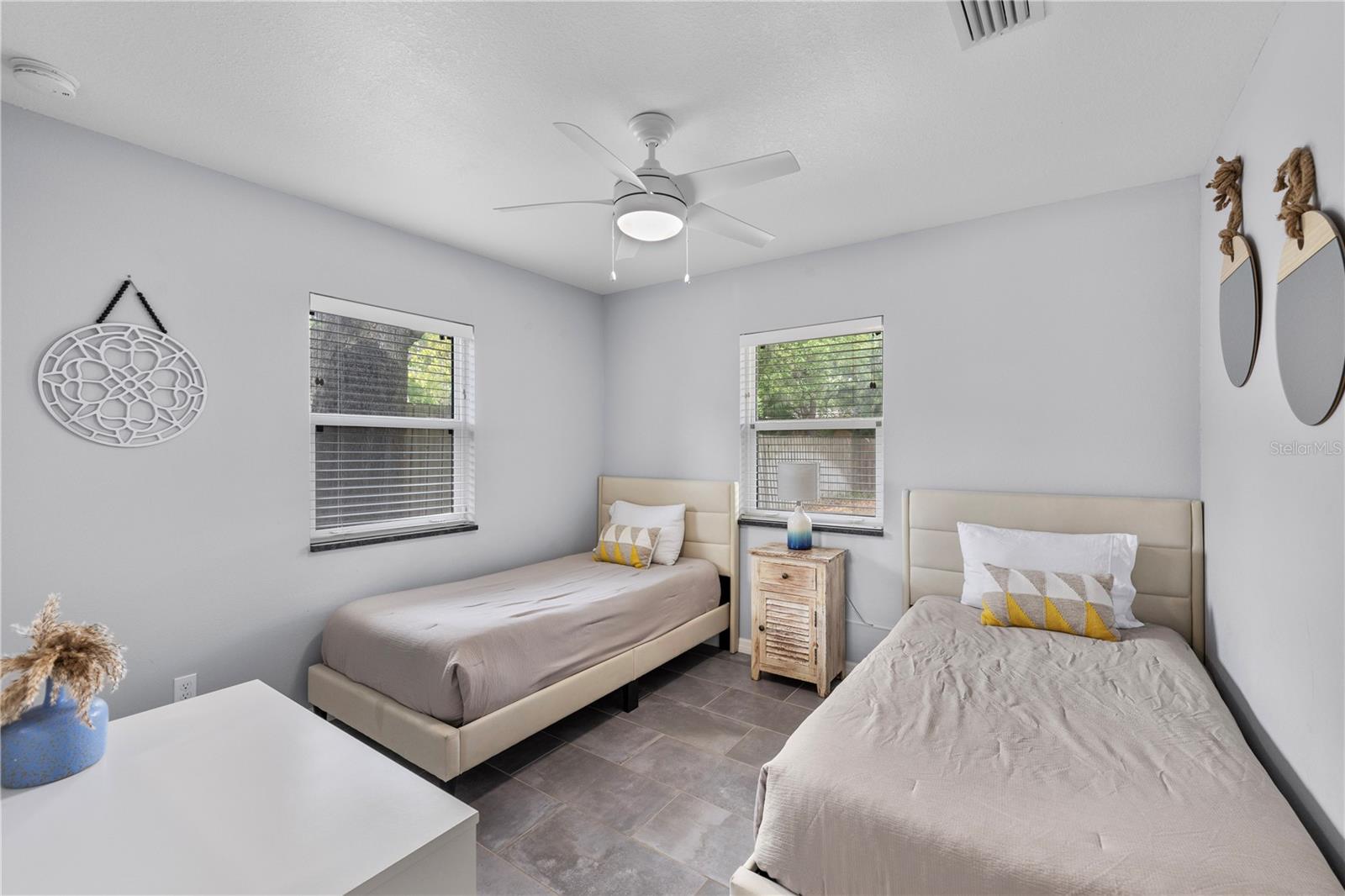 Image 16 of 24 For 1039 23rd Street