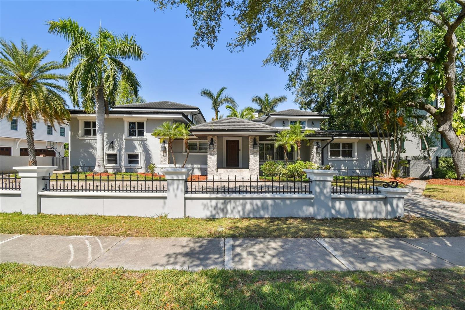 Listing photo id 29 for 405 Shore Crest Drive