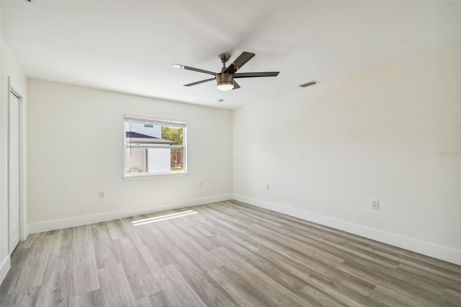 Image 37 of 59 For 4910 San Miguel Street