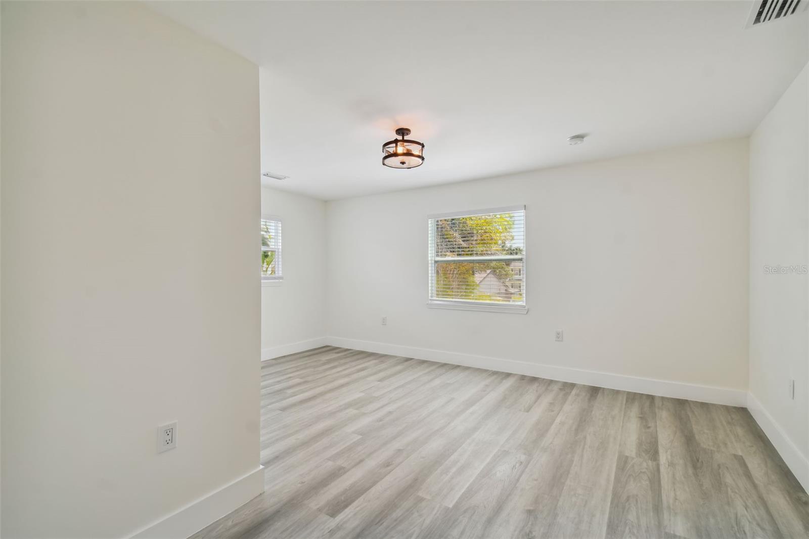 Image 43 of 59 For 4910 San Miguel Street