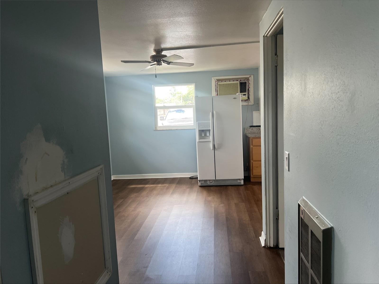 Image 4 of 11 For 5206 7th Street