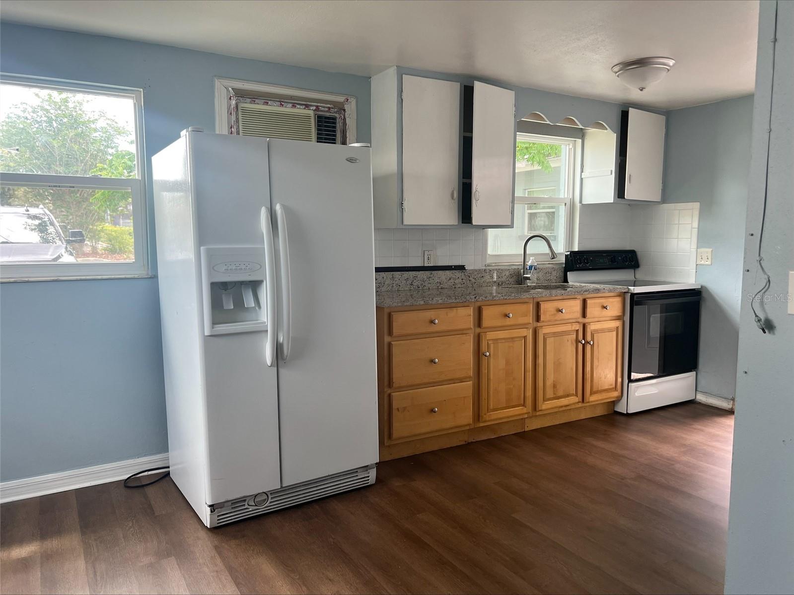 Image 5 of 11 For 5206 7th Street