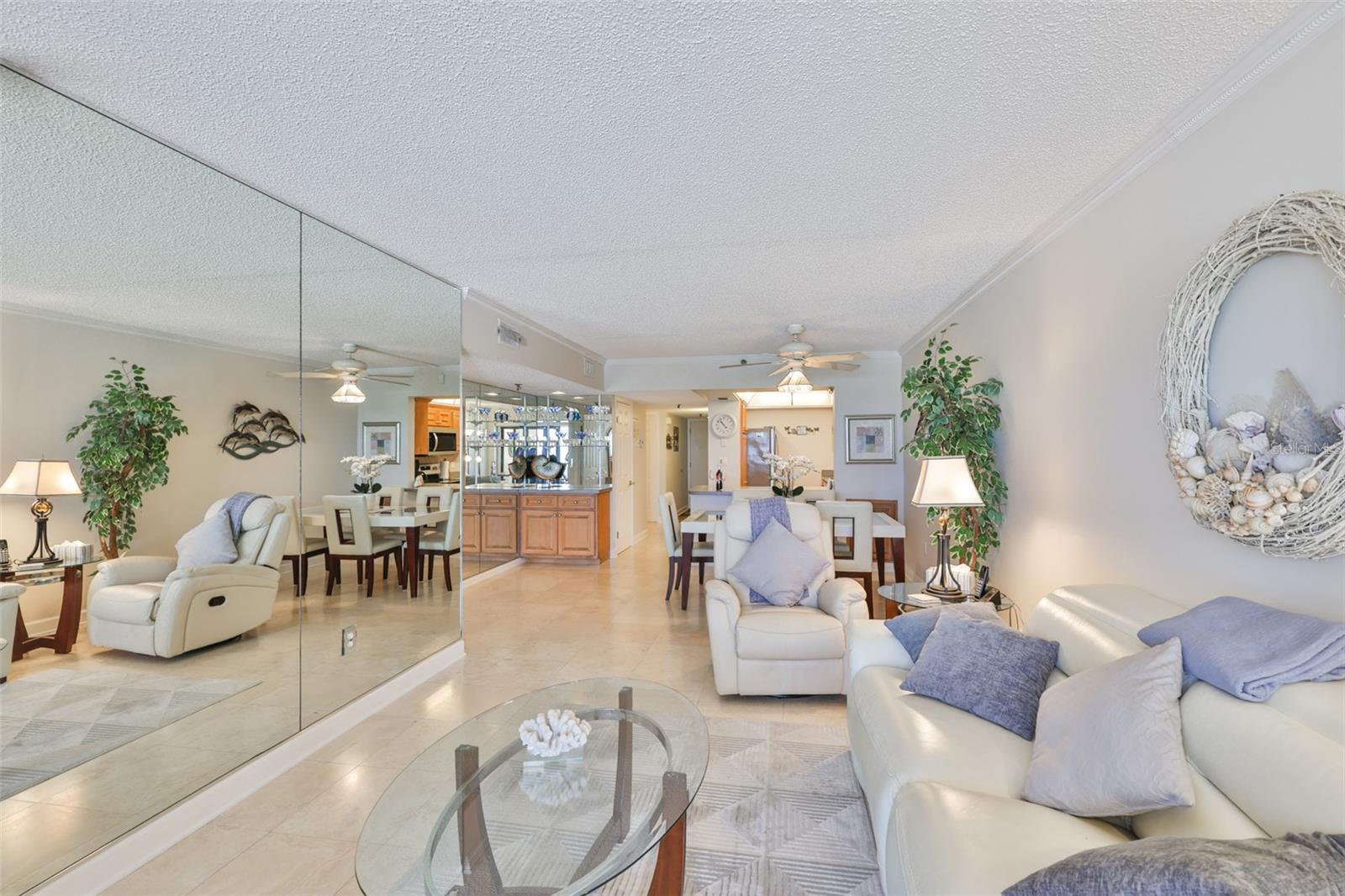 Image 15 of 41 For 13720 Gulf Boulevard 302