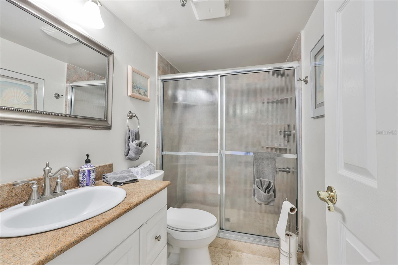 Image 25 of 41 For 13720 Gulf Boulevard 302