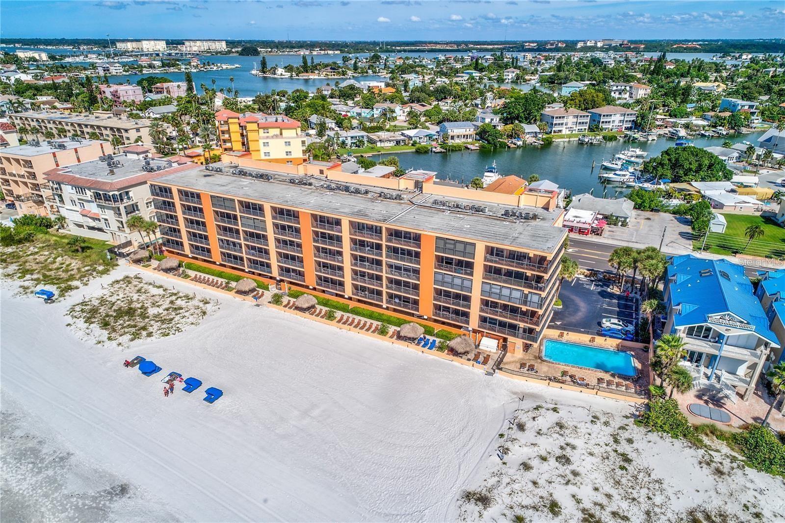 Image 39 of 41 For 13720 Gulf Boulevard 302