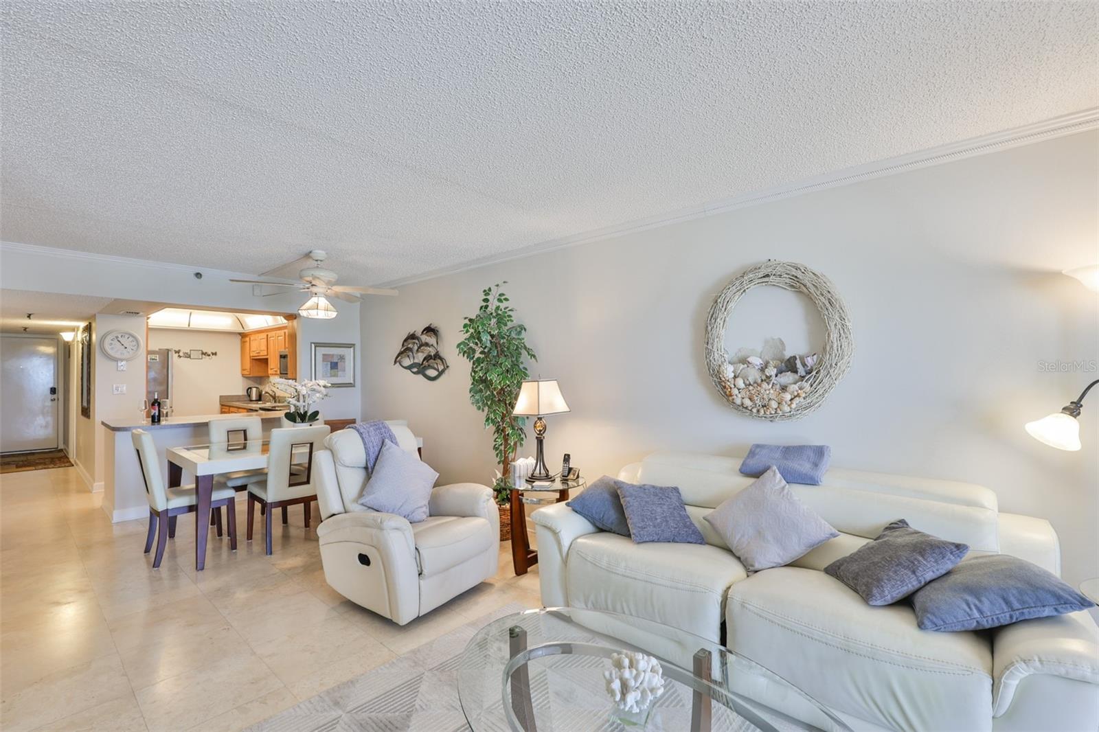 Image 4 of 41 For 13720 Gulf Boulevard 302