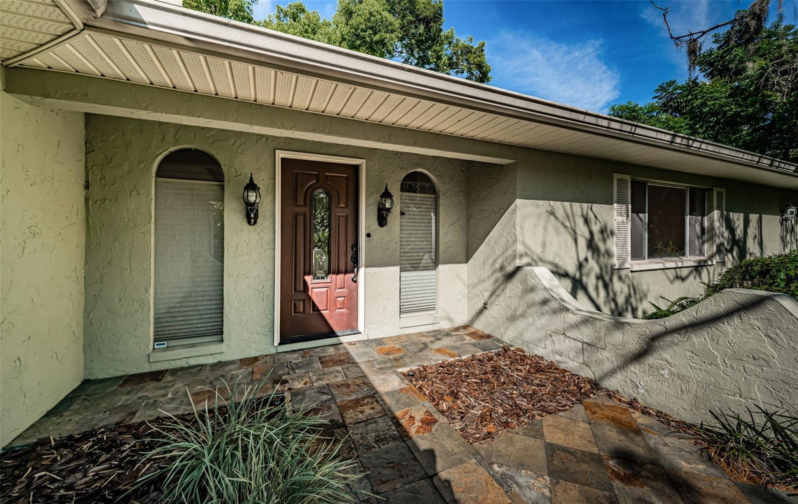 Image 15 of 81 For 209 Greenfield Avenue