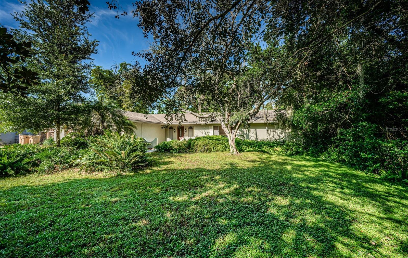 Image 6 of 81 For 209 Greenfield Avenue