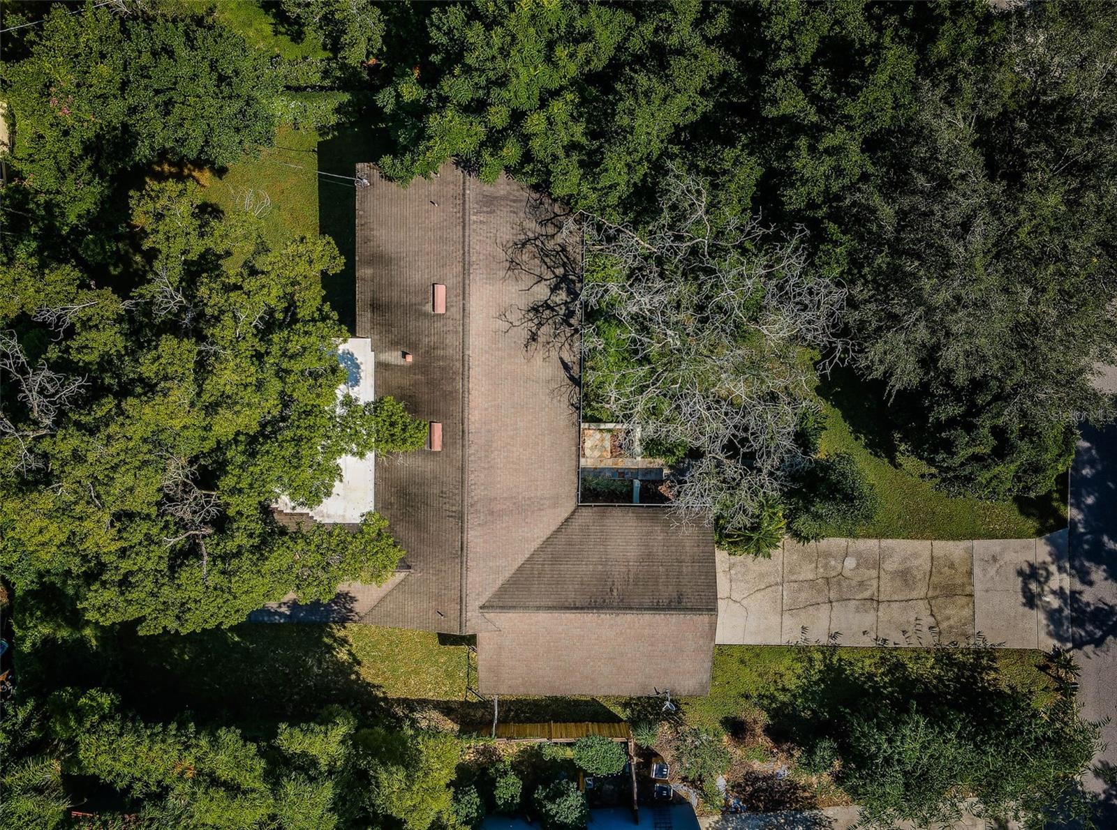 Image 7 of 81 For 209 Greenfield Avenue