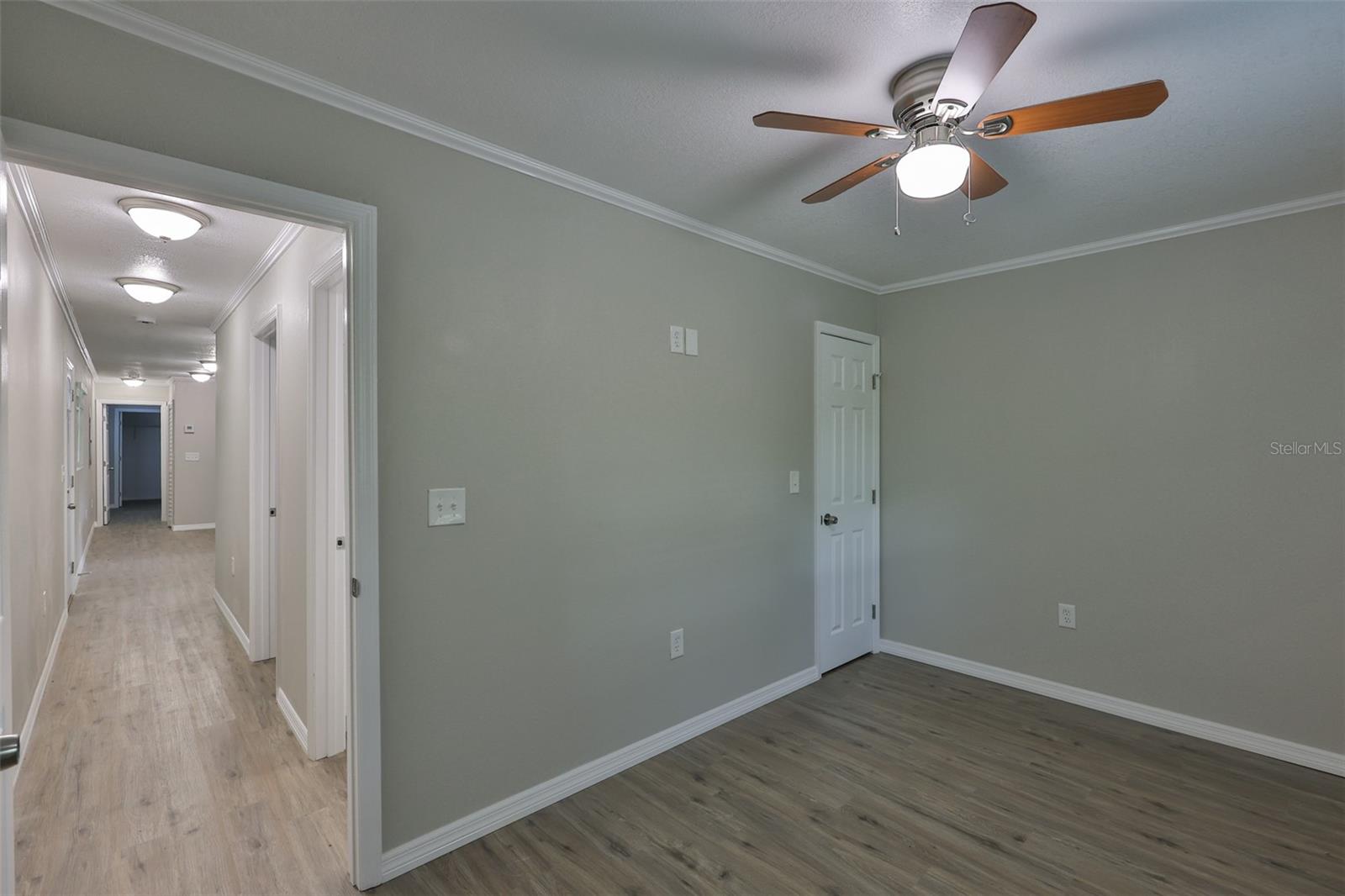 Image 13 of 38 For 2112 33rd Street Se