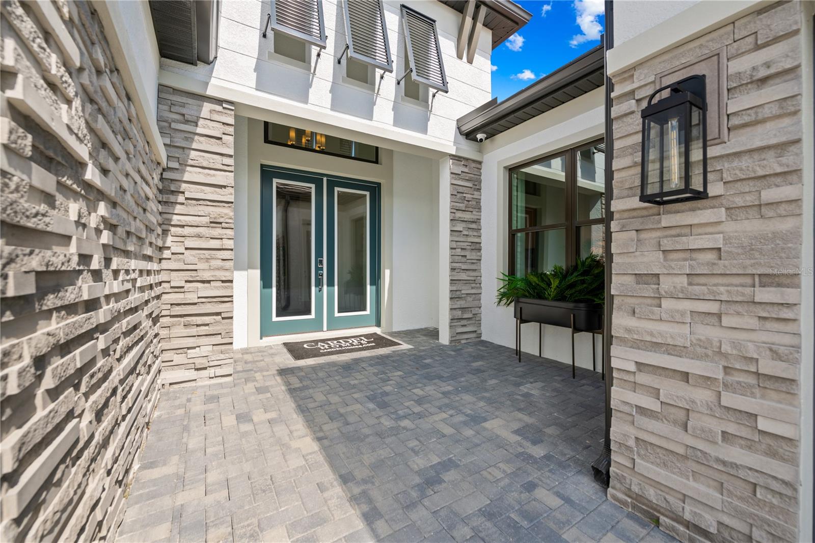 Image 33 of 34 For 8913 Bernini Place