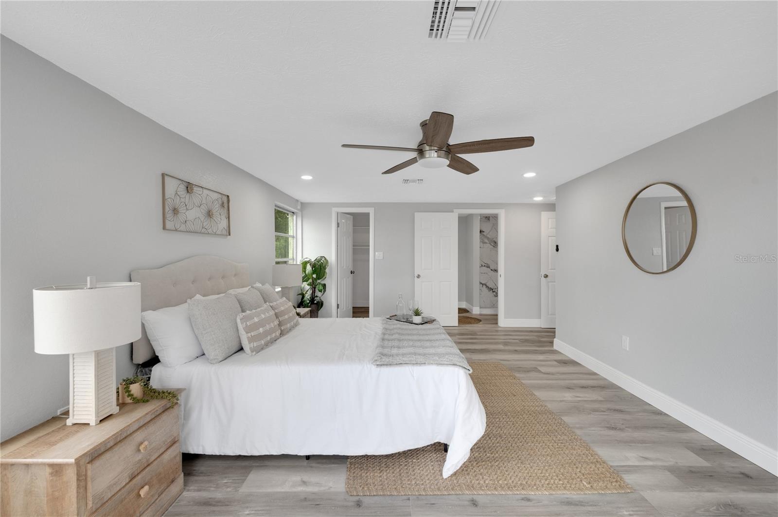 Image 14 of 45 For 6914 Harbor Drive