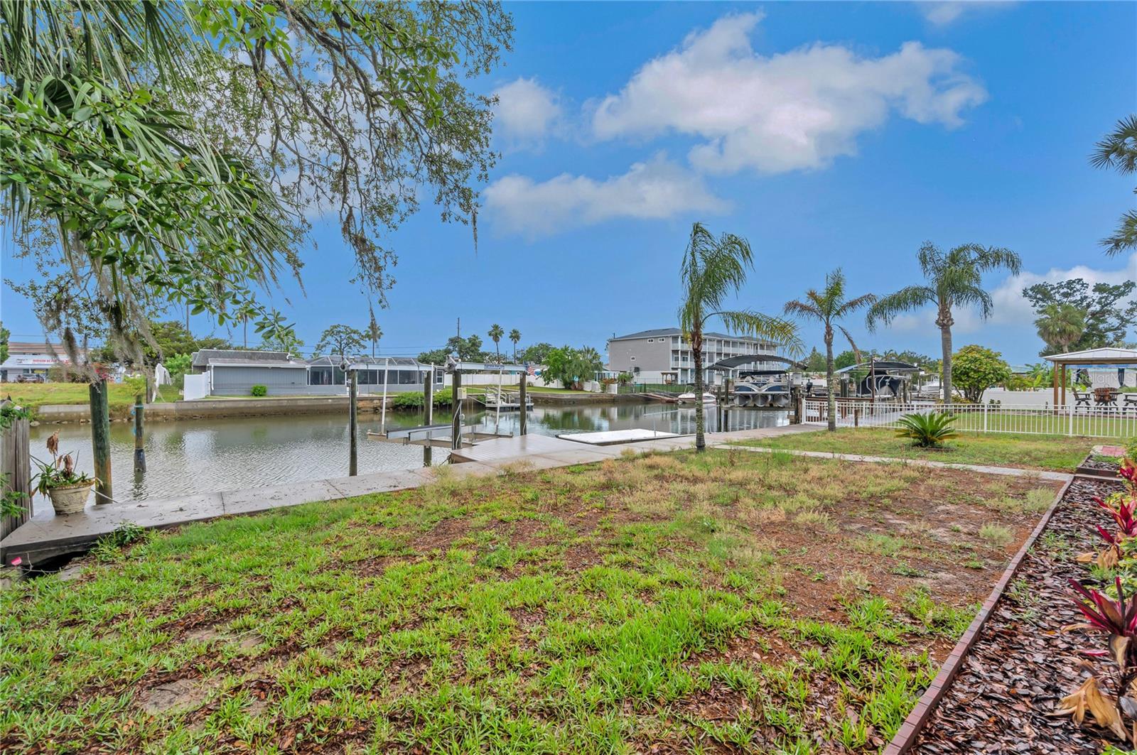 Image 31 of 45 For 6914 Harbor Drive