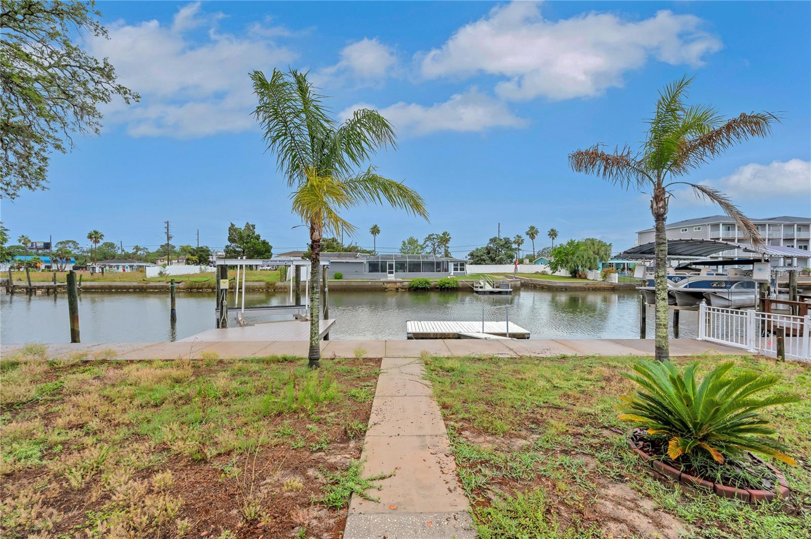 Image 36 of 45 For 6914 Harbor Drive