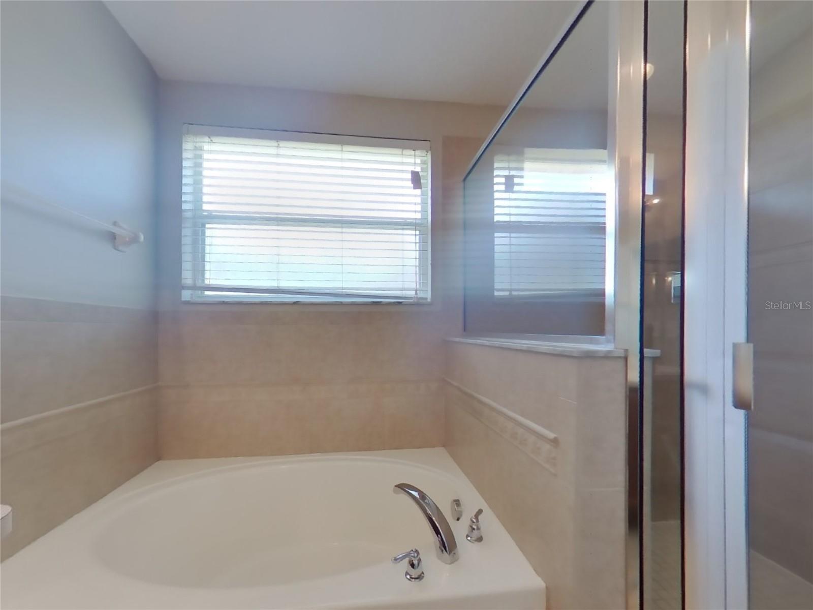 Image 10 of 18 For 5509 119th Terrace E