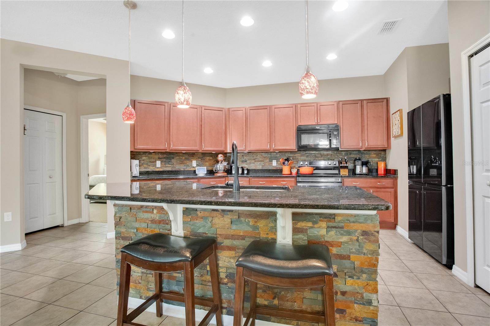Image 4 of 34 For 7518 Tangle Brook Boulevard