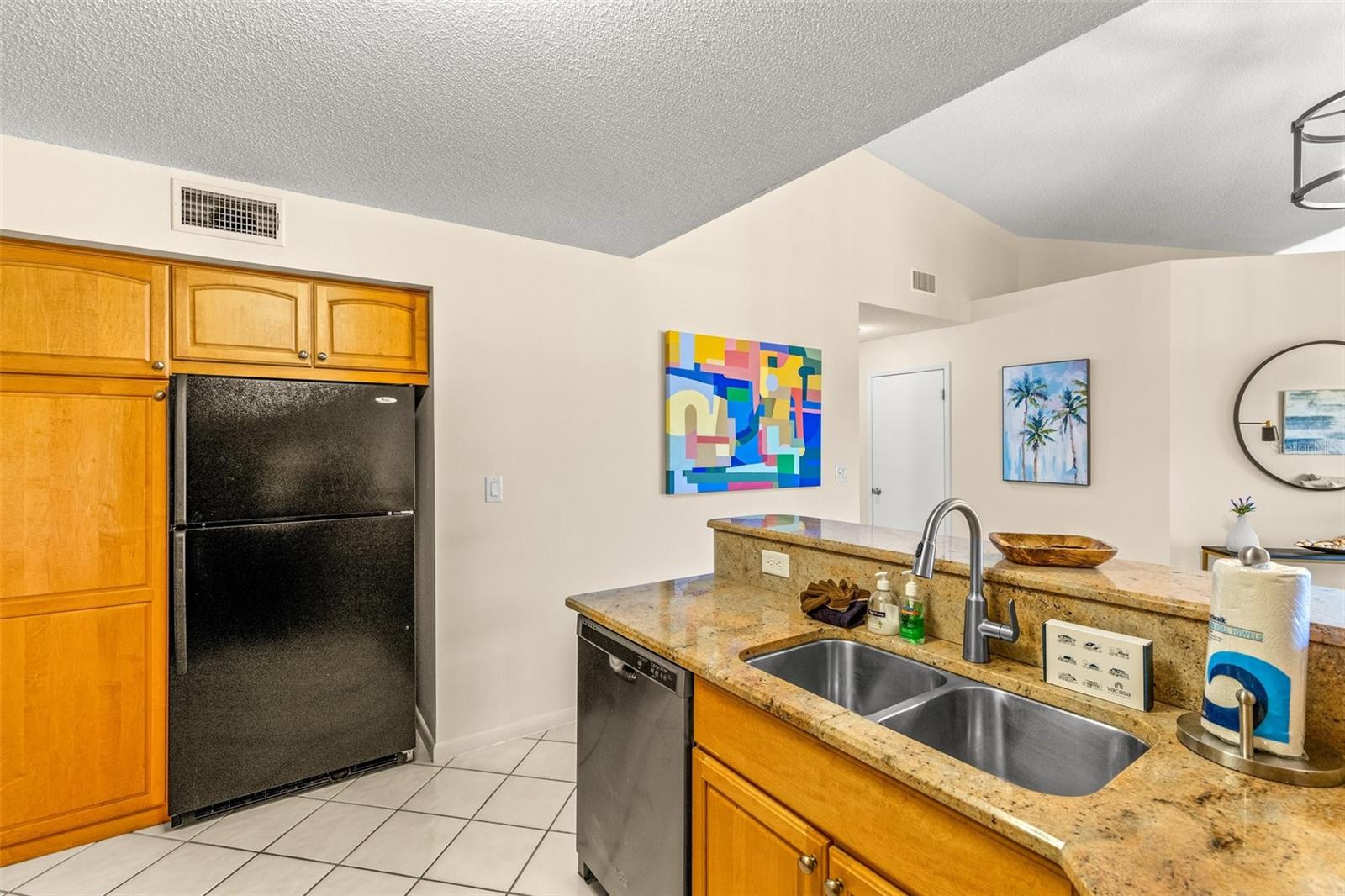 Image 19 of 38 For 6131 Bahia Del Mar Boulevard 241